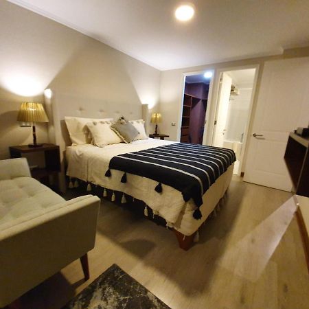 Mojens Suites ซานติอาโก ภายนอก รูปภาพ