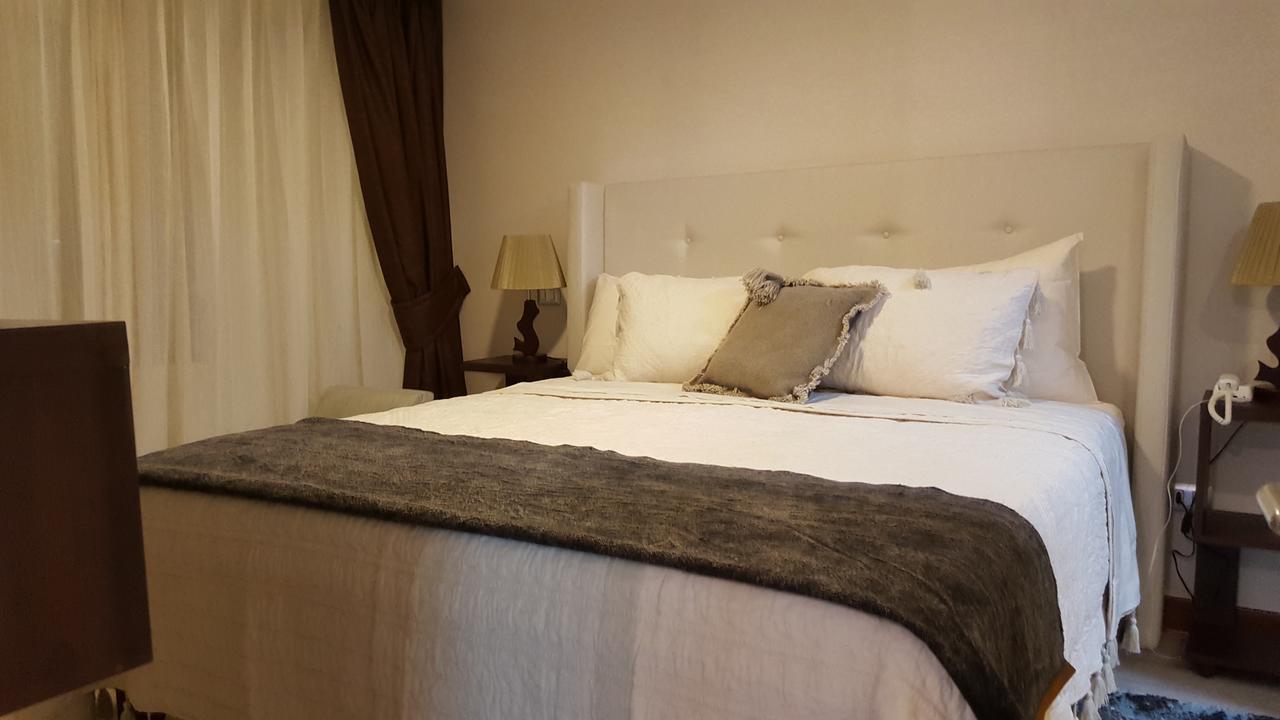 Mojens Suites ซานติอาโก ภายนอก รูปภาพ